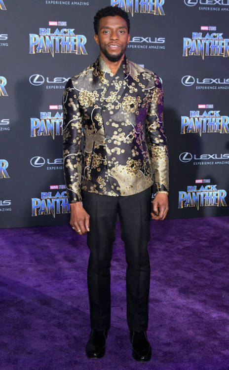 memorian:The theme at the Black Panther premiere was “African Royalty”.