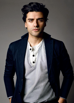 celebritiesofcolor:  Oscar Isaac photographed