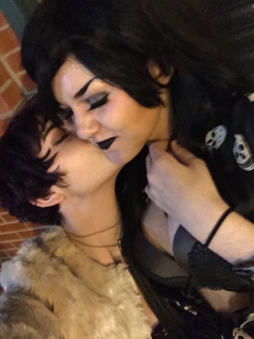 barfcult:  here with the baby ❤️❤️ 