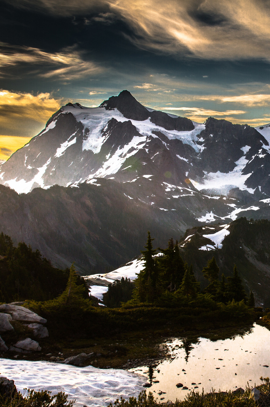 l0stship:  Alpine Sunrise - by don jensen / source