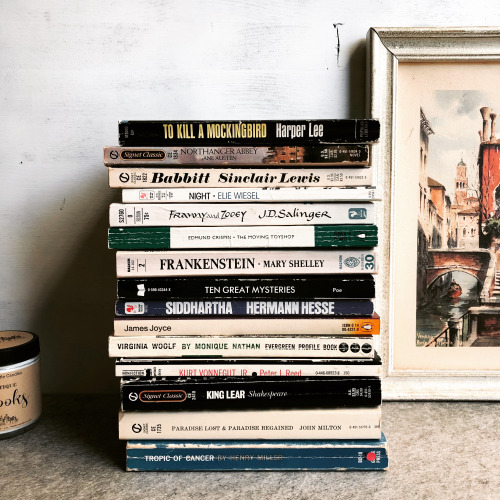 macrolit: Giveaway Contest: We’re giving away fifteen paperback classics featuring James Joyce