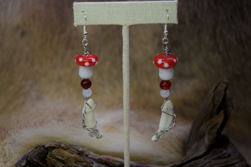 Coyote tooth & Mushroom earring set! Super cute set. Available here on Etsy. 