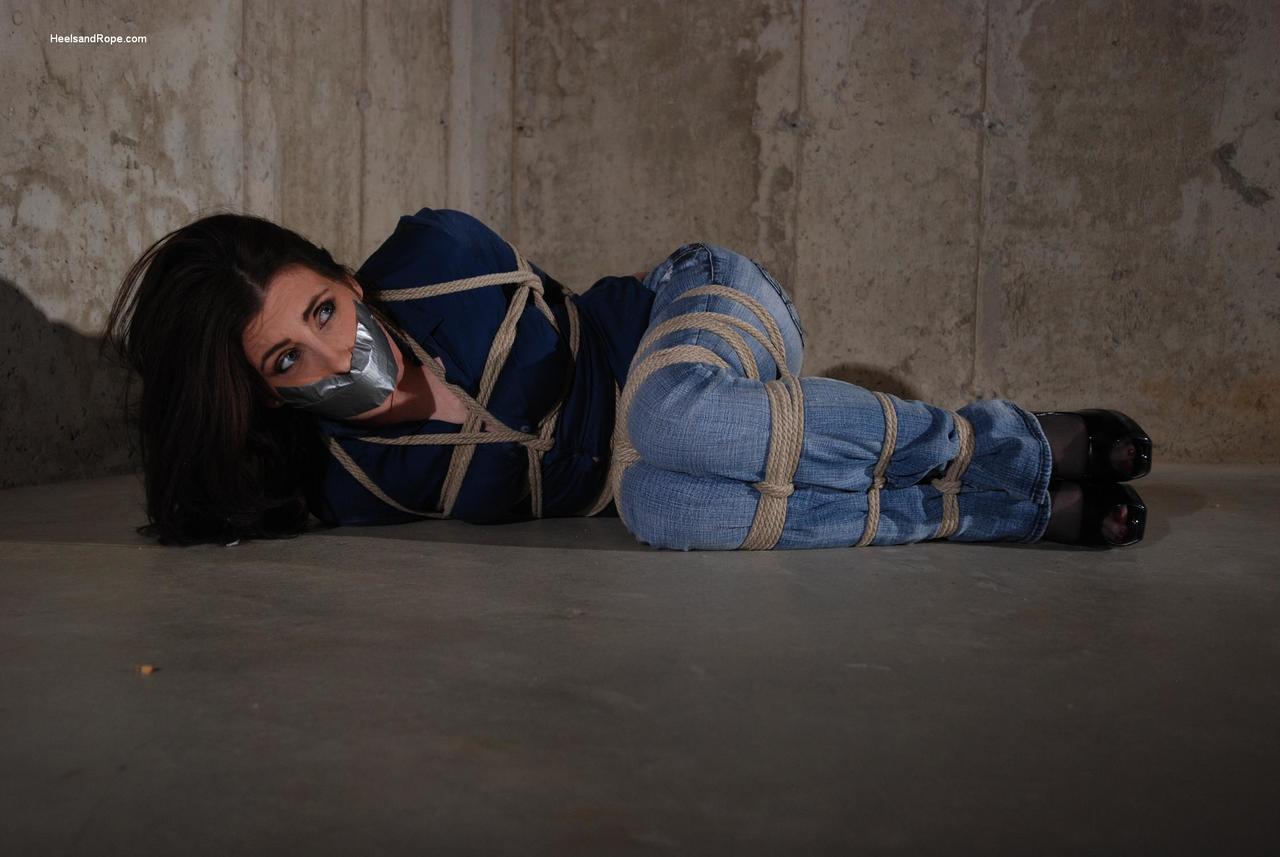 bondagehedgehog:  Carmen