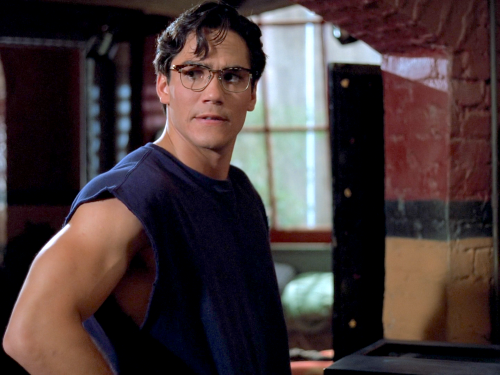 S01E07: I’ve Got a Crush On You (3 of 4)Lois & Clark: The New Adventures of Superman in Hi