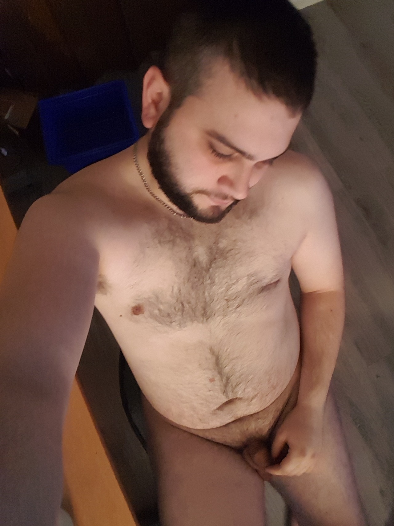 daijodaijo:  Some pictures of me 🐺  🤤