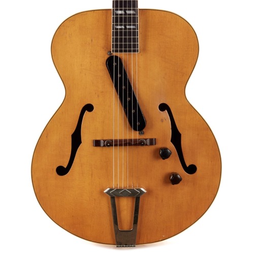 1940 GIBSON ES-300 from: https://www.creamcitymusic.com/vintage-gibson-es-300-natural-1940/