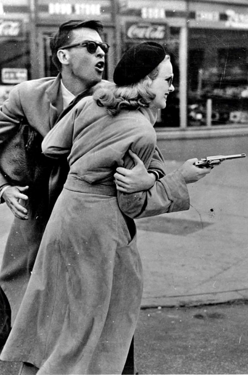 fuckindiva:Gun Crazy (aka Deadly is the Female) (1950)