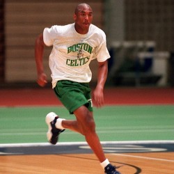 Kobe it looks good on you man! Should think about putting on a jersey. #celtics