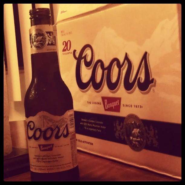 mademoiselleeileen:  First burr back home with @magreg91 :) #Coors #Colorado #beer