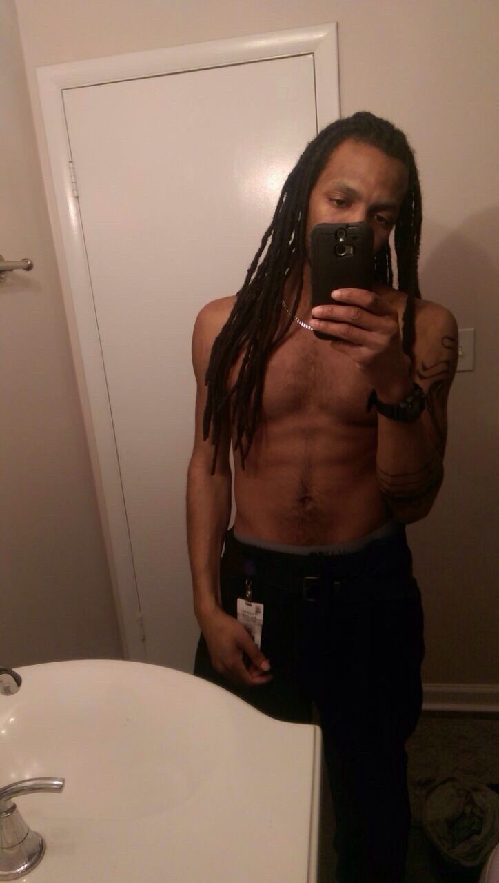 st8hoodshit:  Dreadhead🔥