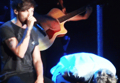 dailyonedirection:Nouis 9/8/2013