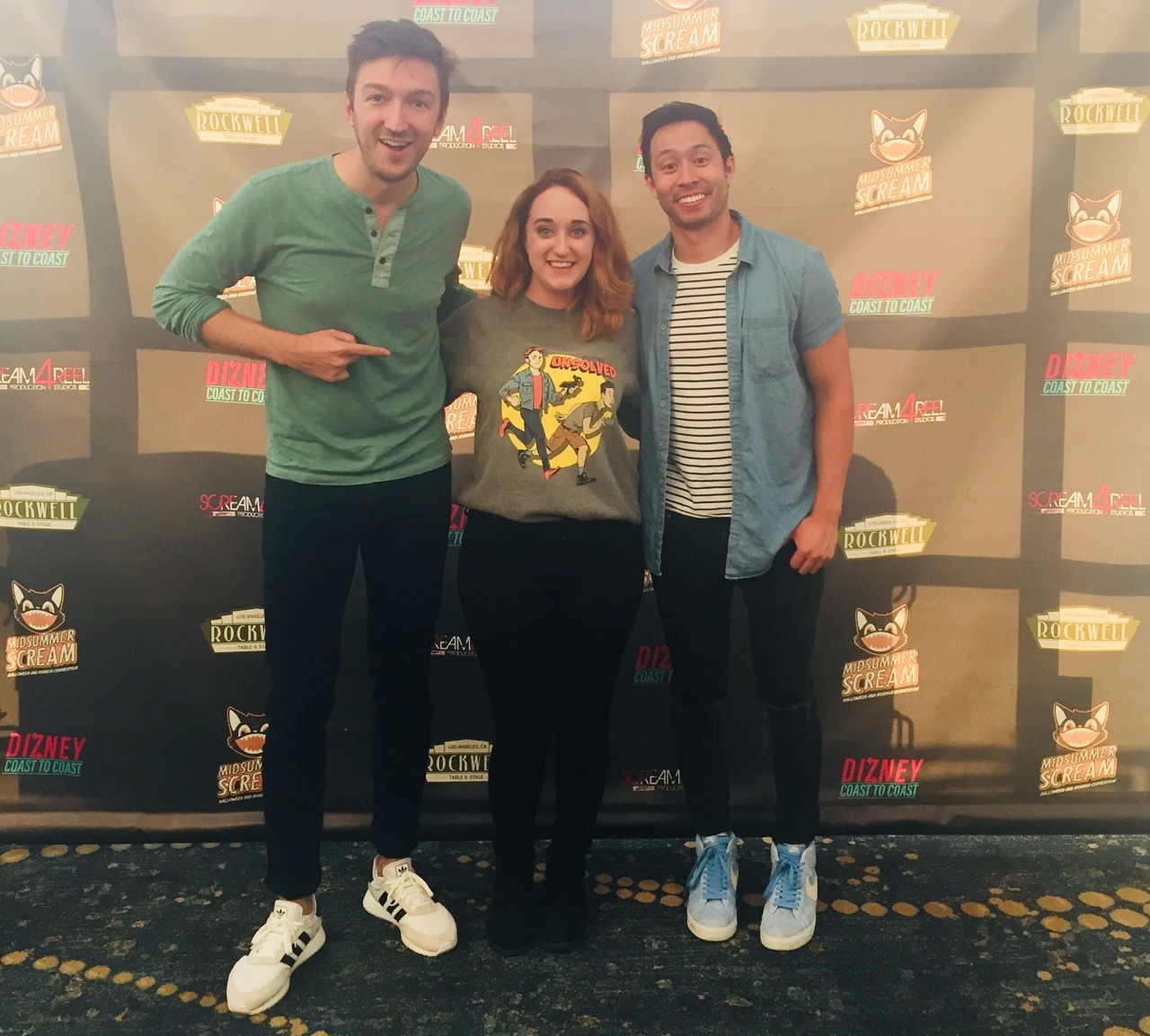 ghostwheeze:  ghostwheeze:I JUST GOT TO HUG SHANE AND RYAN HOLY SHIT