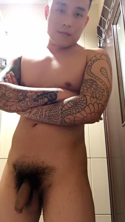 asiancocklover1: 我有他更多照 我喜歡