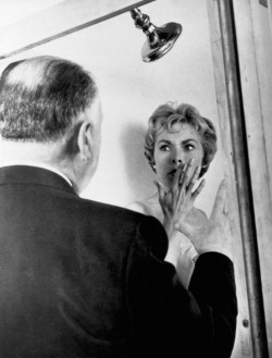 antipahtico:  Alfred Hitchcock &amp; Janet Leigh ~ Psycho (1960) 