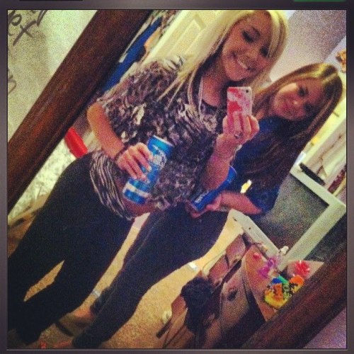 Drank upppp sluts.[;