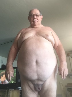 alfredo55fan:  Monumental cuerpo de este abuelo, me encanta.