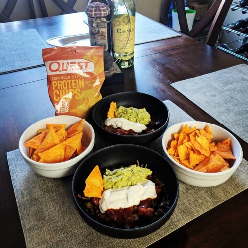 When the uterus wants nachos…you make it happen.I made nachos bowls with seasoned ground be