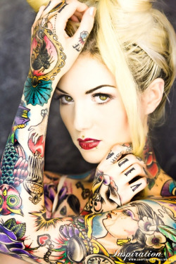 Hot Girls Inked