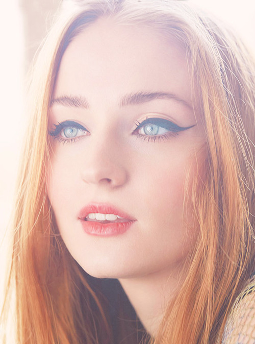 sylviagetyourheadouttheoven: Sophie Turner adult photos