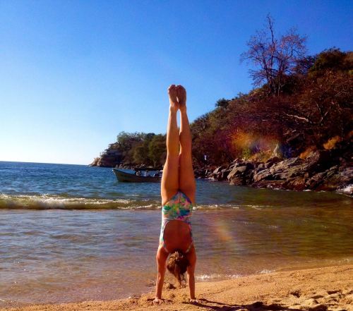 Wouldn’t be a vacation without a few handstands!