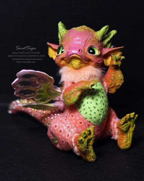 Fruit dragon’s views you can catch the dragon on my Bearpile or Etsy, links are in my profile! #ooak