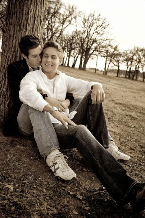 XXX Homosexual & Hopelessly Romantic photo