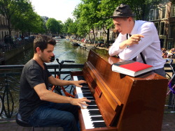 pianoaround:  Making friends in Amsterdam