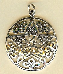 wiccainvocation:  aladrisascauldron:  Examples if pentacle necklaces  www.wiccainvocation.com