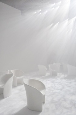 musefraisedesbois:  Tokujin Yoshioka  //