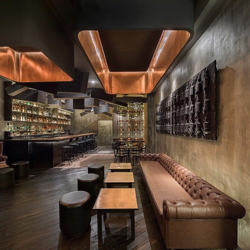 meandmybentley: In the heart of Shanghai, China lies a vibrate sandwich shop called The Press. At an