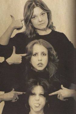 blondebrainpower: The ladies of the original cast of Saturday Night Live, 1975   top to bottom: Jane Curtain, Laraine Newman, and Gilda Radner 