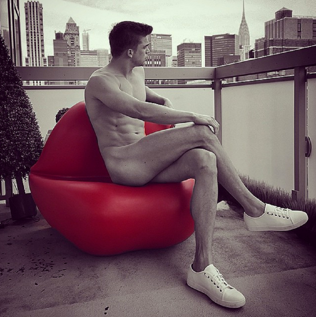 extra0rd1nary-belleza:River Viiperi @ UNO Model Management  