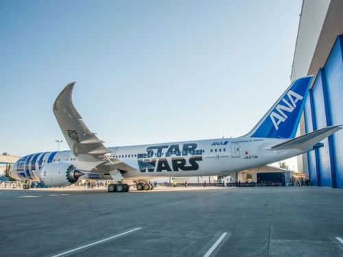 archatlas:  Boeing & ANA unveil R2-D2 Dreamliner Star Wars theme music played and Storm Troopers held guard as the hangar doors began to open. Within moments, a Boeing 787 “Dreamliner” painted with likeness of R2-D2 emerged to a cheering crowd