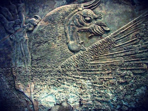 signorformica: Depiction of Anzû –also known as Imdugud in Sumer: 3500 BC in the Uruk pe