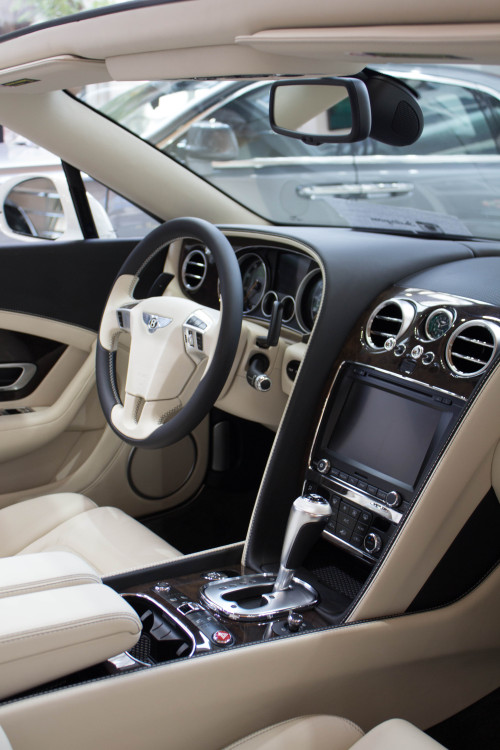 braves: Bentley Continental GTC Interior by Me