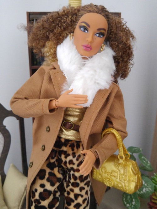 A Very Brown Winter Collection - Tan coat + Leopard flare pantsHere I went for a “happy hour” look, 