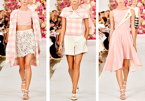 fashion-runways:OSCAR DE LA RENTA at New York Fashion Week Spring 2015if you want to support this bl