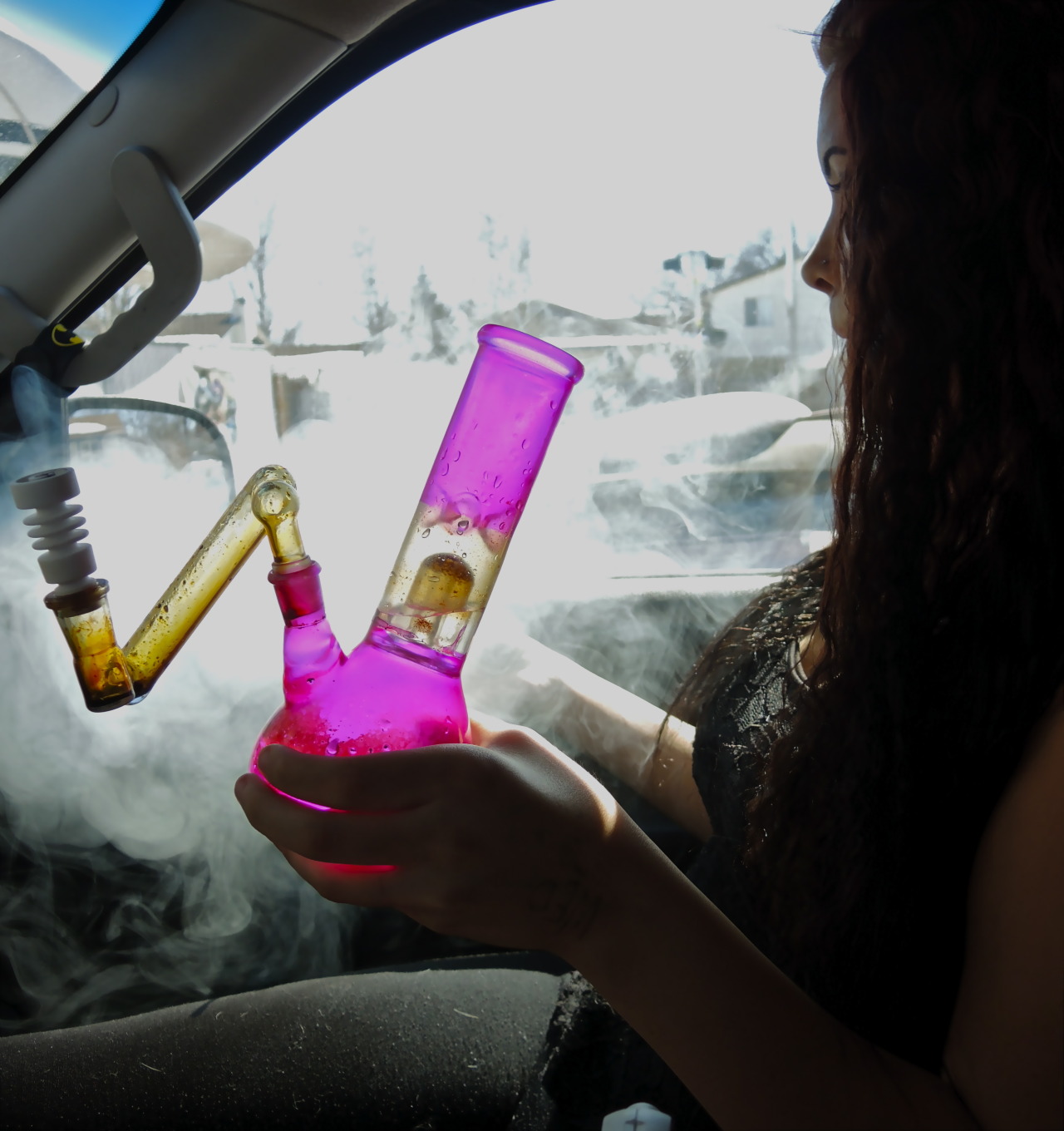 dabs-and-ladies:baby bong dabs