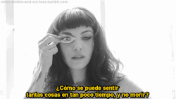 more-smiles-and-cry-less:    Mon Laferte - Amor completo.
