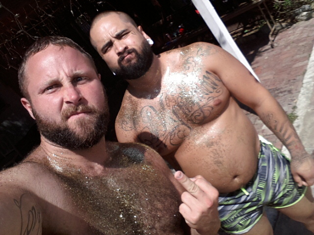 BACKFUR - Hairy/bear/horny/daddy