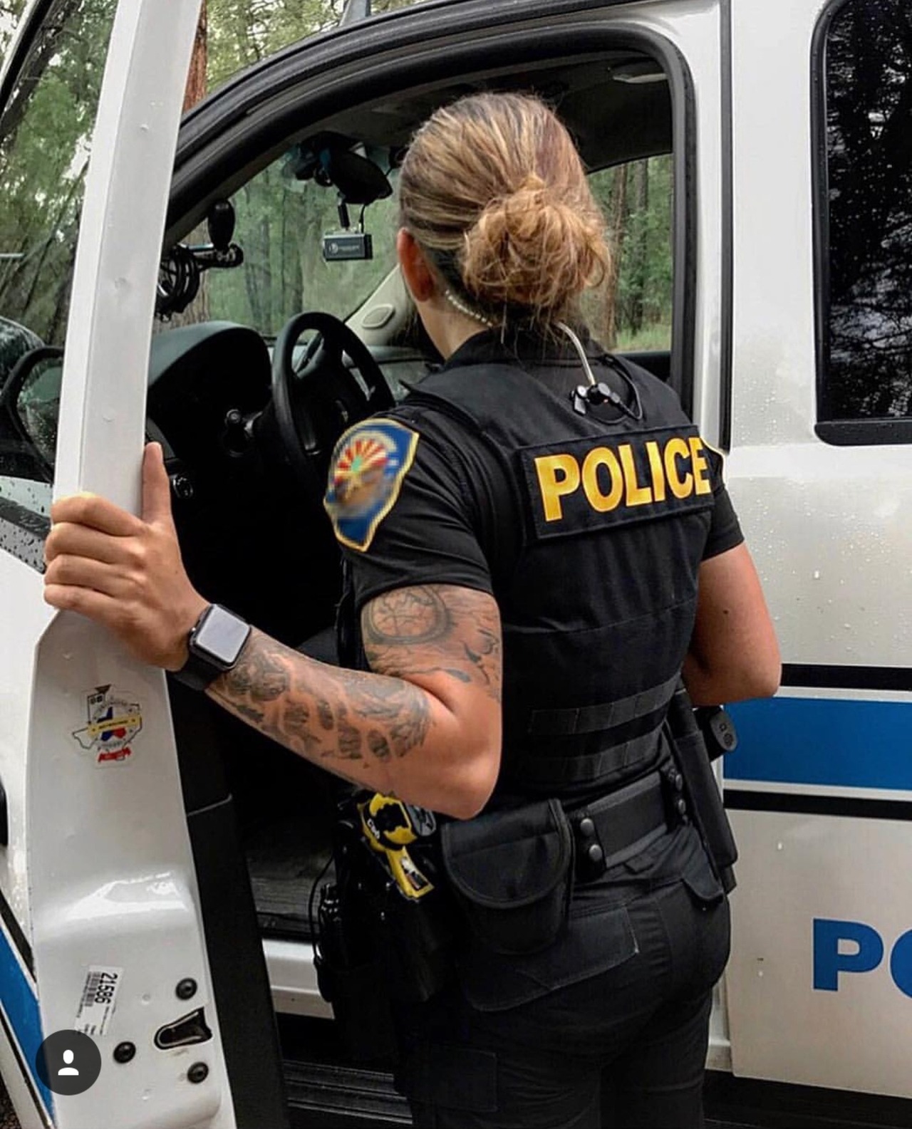 uniforms-r-sexy:  