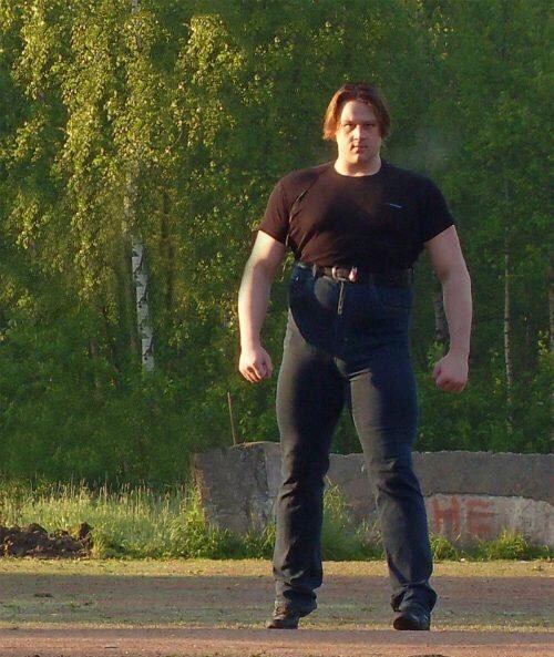 unclefather:  me when I walk in a room and I hear my cat eating plastic somewhere