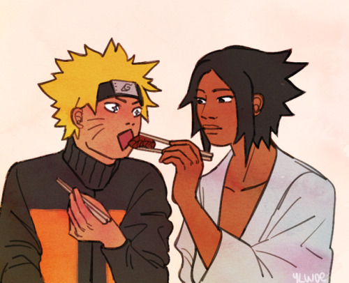 ylwoe:sakura pauses mid-spiel to move over and let sasuke lovingly feed naruto the piece of beef he 