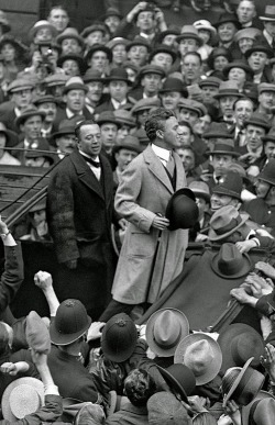 chaplinfortheages: Charlie Chaplin back home in London, outside the Ritz Hotel, September 1921. 