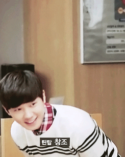 jeonjam-deactivated20180304:  Changjo cutely introducing himself 