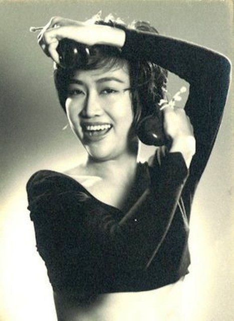 classicladiesofcolor:  Actress and singer Grace Chang Source 