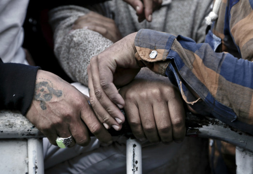 yahoonewsphotos: Bomb blast kills dozens at Cairo Coptic church A bombing at a chapel adjacent to Eg