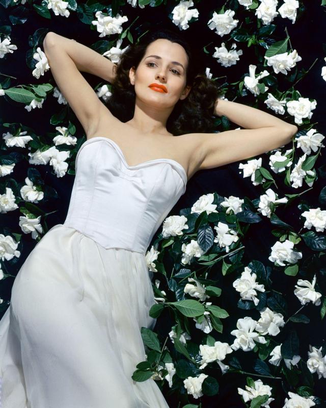 Brenda Marshall (1944)