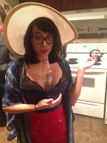 darlingwendy:  last night i discovered i could hold a bottle upright between my boobs