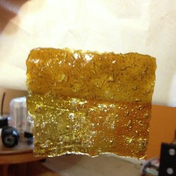 zerobrand:  1 oz of nug turned into 9 grams of #zerobrandconcentrates #cleanconcentrates beautiful shatter. @billgates710 for you my friend ;)